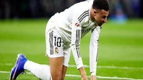 2月23日NBA：湖人迎战掘金，精彩对决回顾